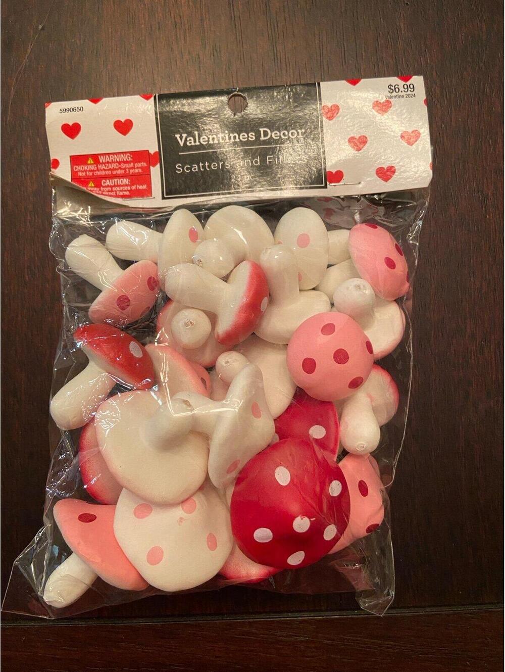 Valentine's Day‎ Seasonal Home Decor Accent Piece Heart Holiday Tabletop Decor